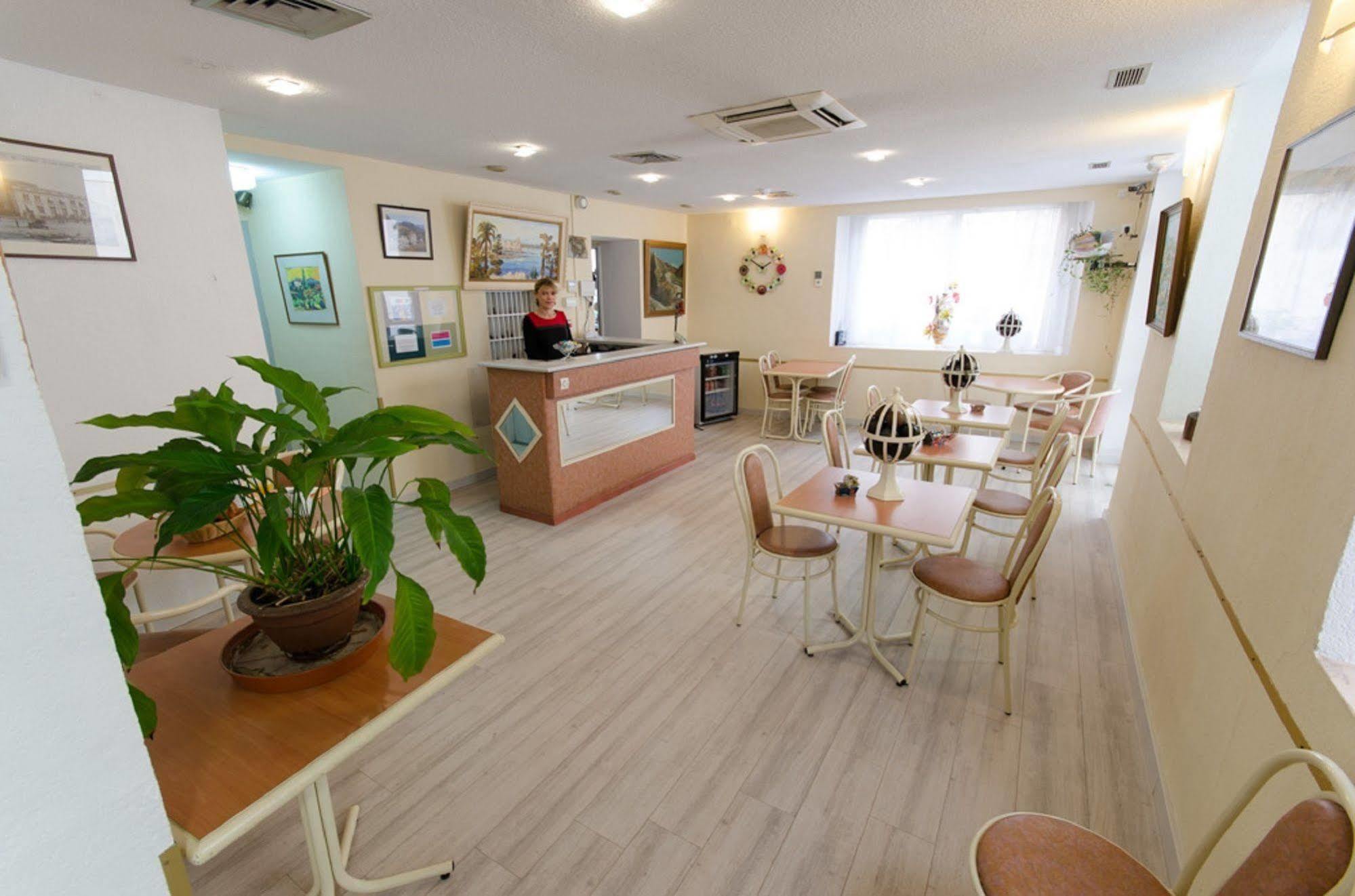 Appia Hotel Cannes Eksteriør bilde